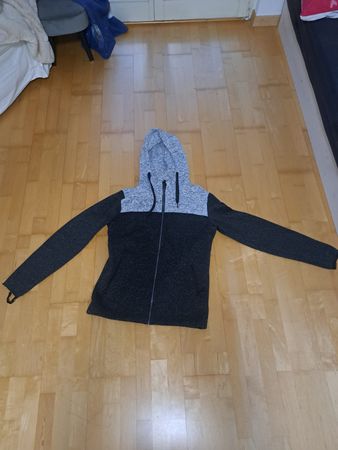 Celcius Zip Hoodie Gr. L Top Zustand für diese  Jahreszeit