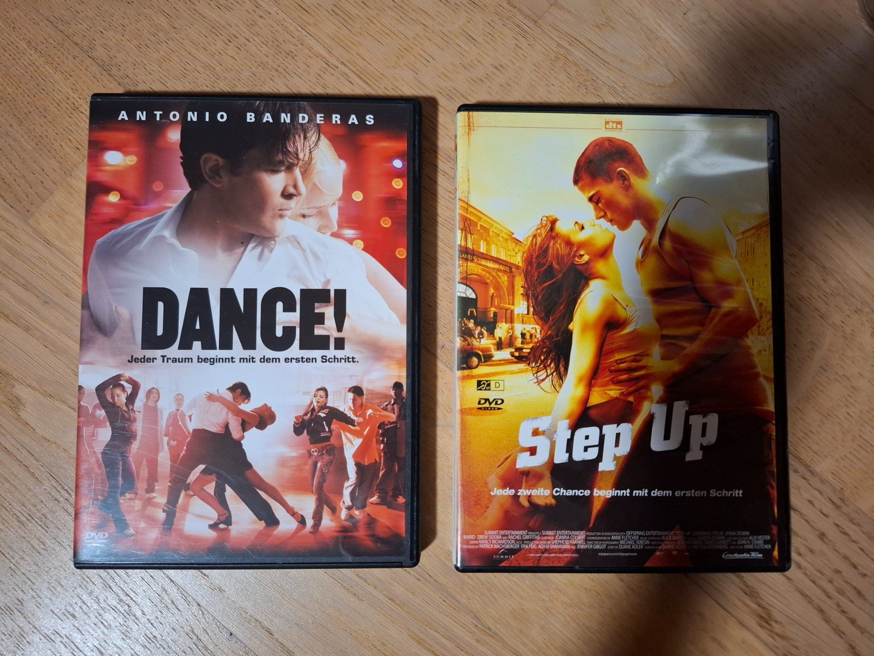 Tutti i DVDs: 2 TanzDVDs Step up und Dance – Usato da Hettlingen venduto da Exena