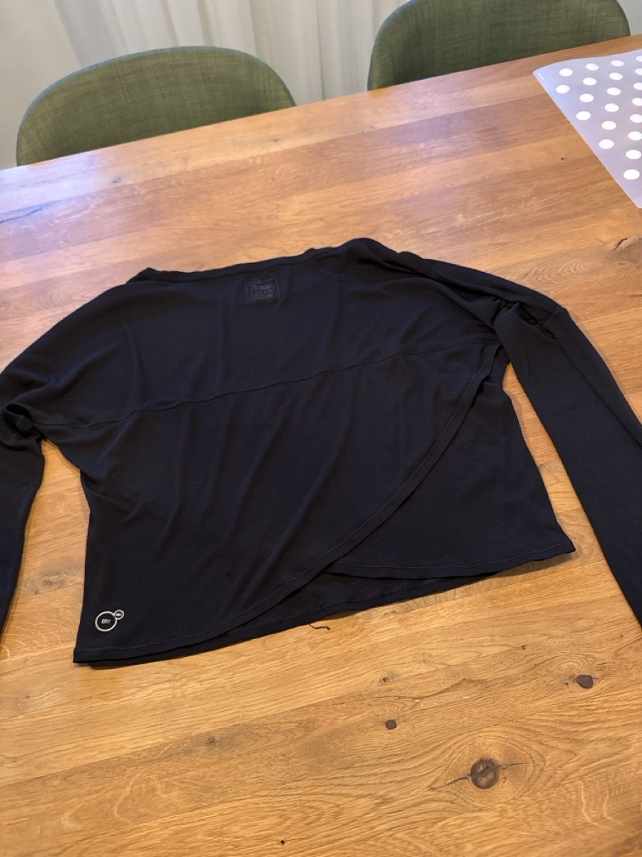 Puma Top: Oberteil – Usato da Bronschhofen venduto da kat_2ptq 2