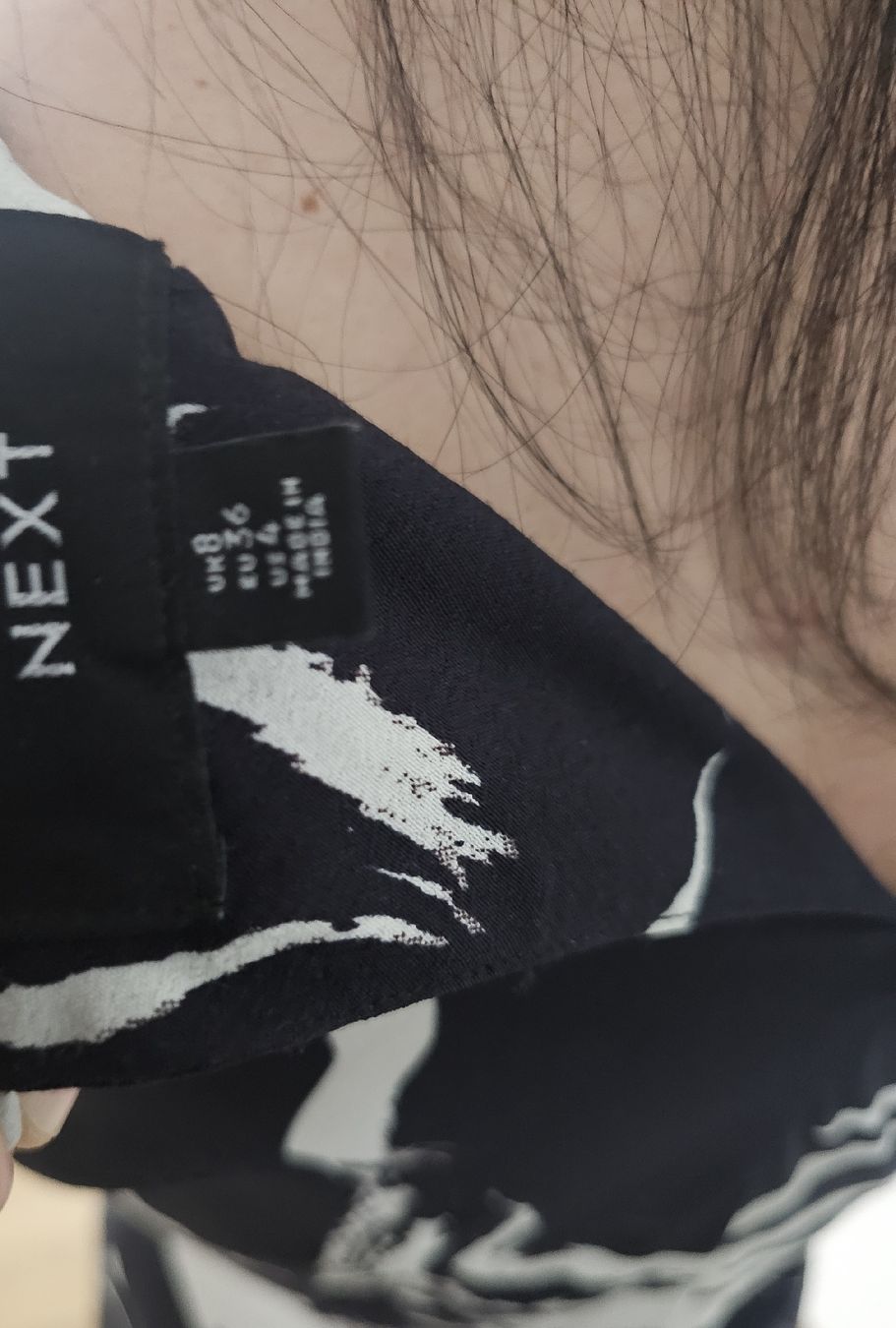 Vestiti: NEXT Kleid schwarz-weiss abstrakt Gr. 36 – Nuovo (secondo la descrizione) da Grosshöchstetten venduto da Qenko 2