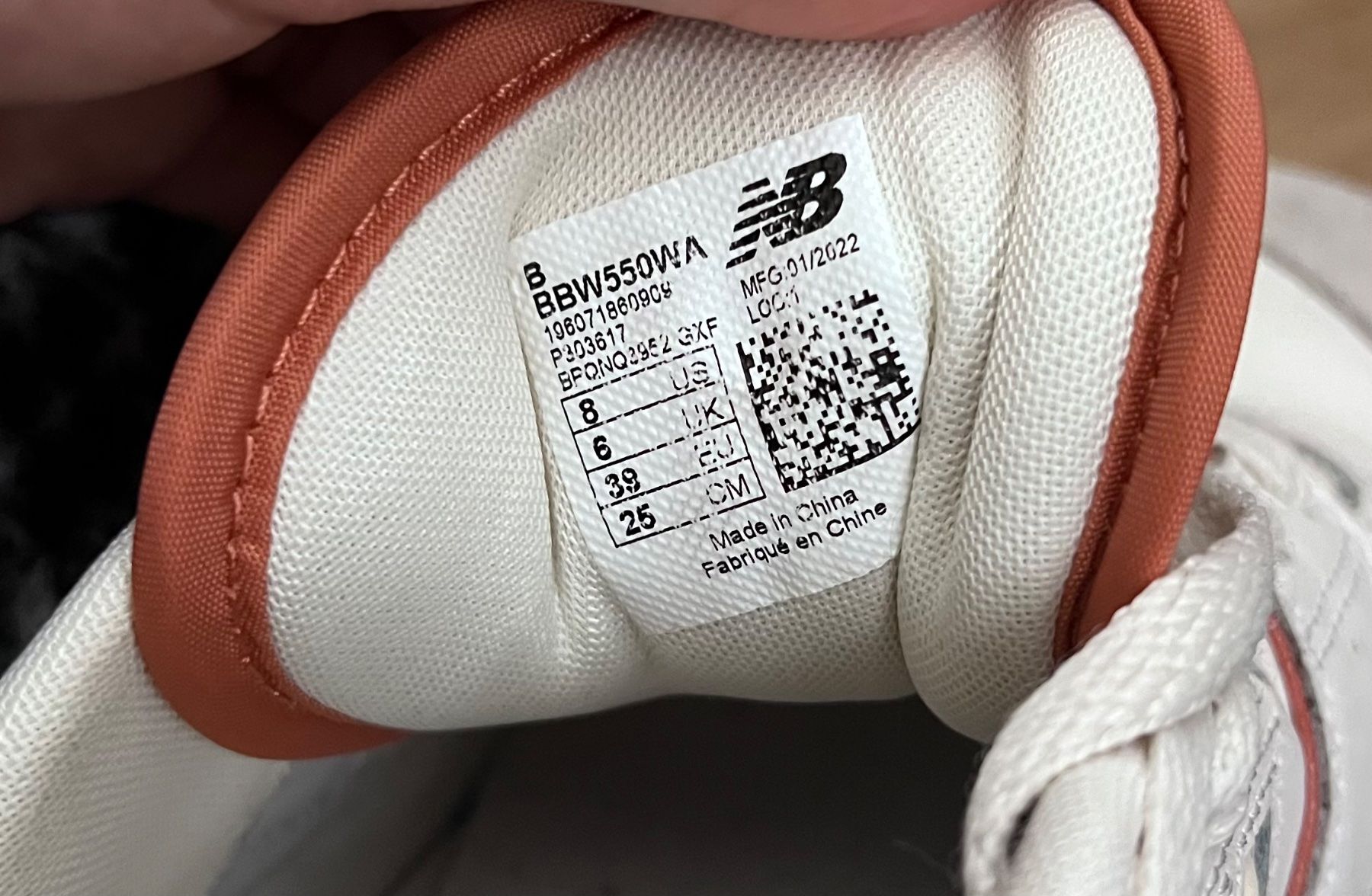 New Balance Scarpe da uomo: New Balance 550 | Taille 39 – Nuovo (secondo la descrizione) da Charmey (Gruyère) venduto da ya_12 3