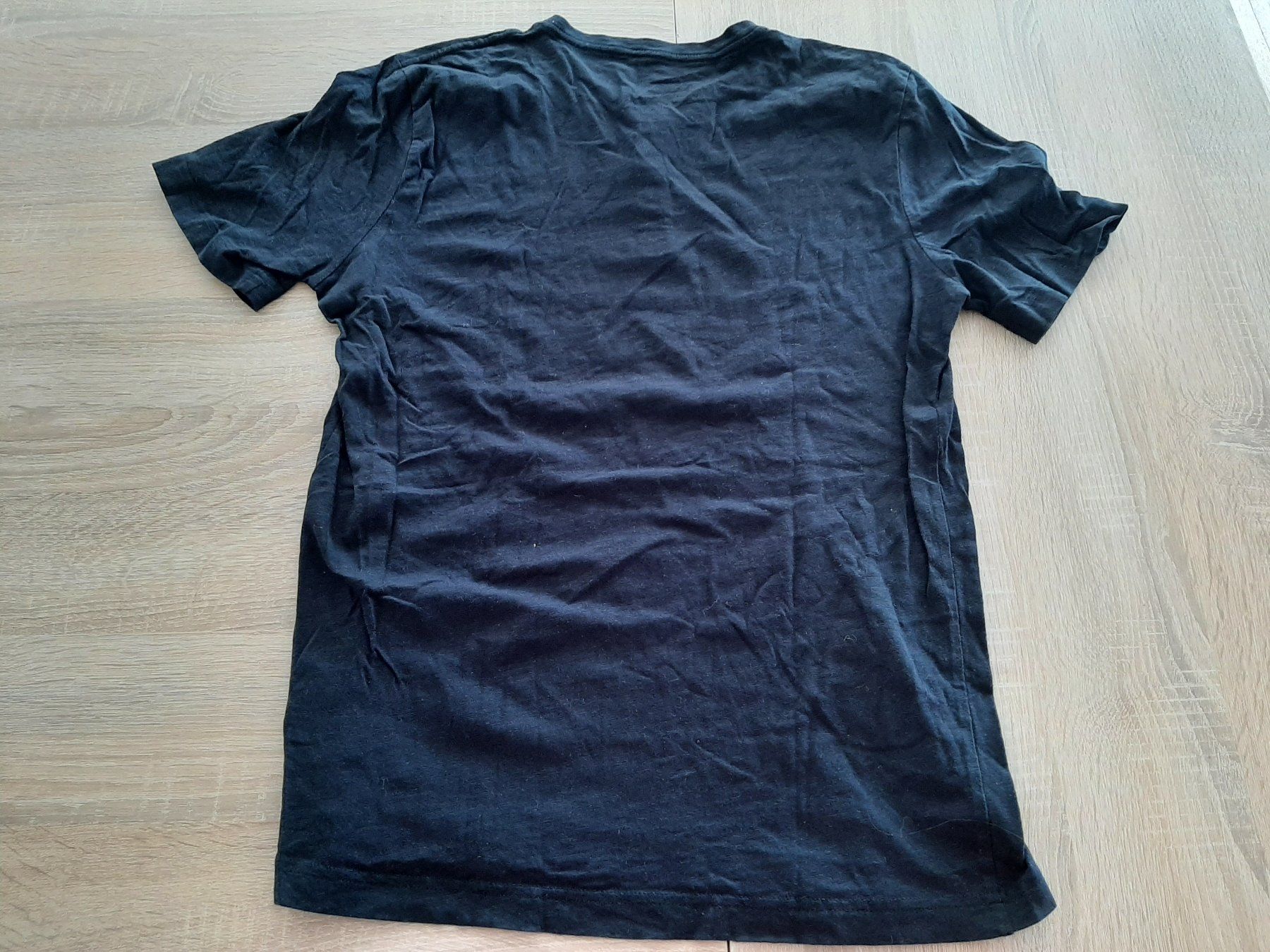 H&M T-shirt: T-Shirt schwarz Gr. M – Usato da Menziken venduto da Rien1 1