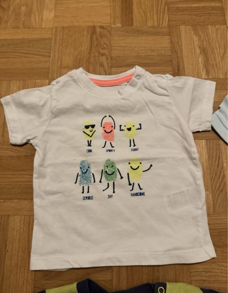 Camicie, T-shirt & Polo: Kinder T-Shirts Grösse 80 – Usato da Zürich venduto da zd_1965 1