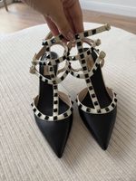 Valentino Rockstud pumps 