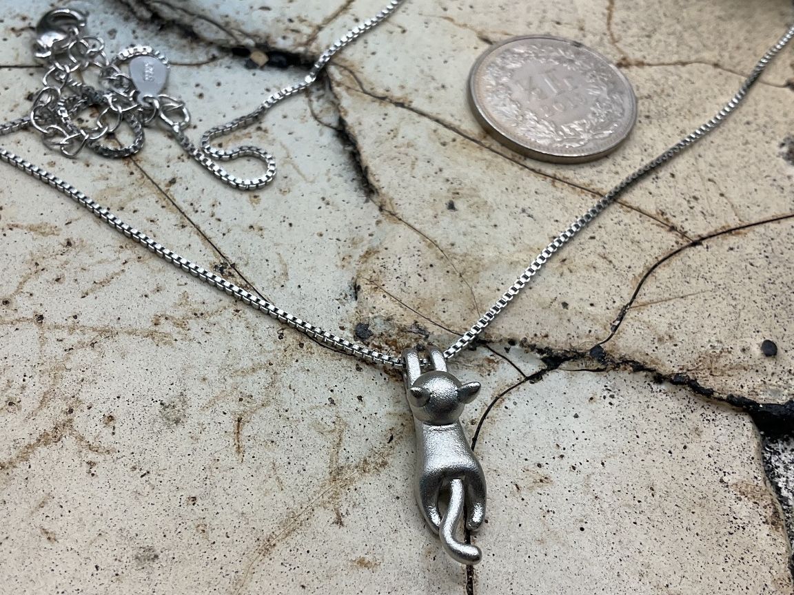 Catenine: Silbercollier mit Katzenanhänger – Nuovo (secondo la descrizione) da Luzern venduto da S.Kern01 1