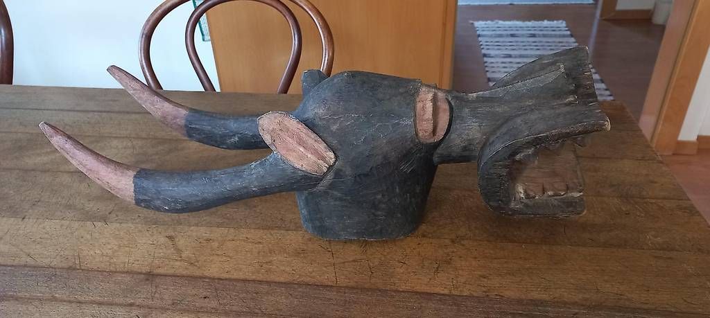 Arte internazionale: Masque heaume de Côte d'Ivoire – Usato da Leytron venduto da bar_dc5c