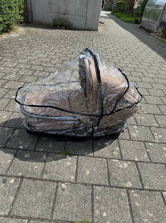 TFK Carrozzine: TFK Kinderwagen mit Zubehör – Usato da Münsingen venduto da diegisnow 3
