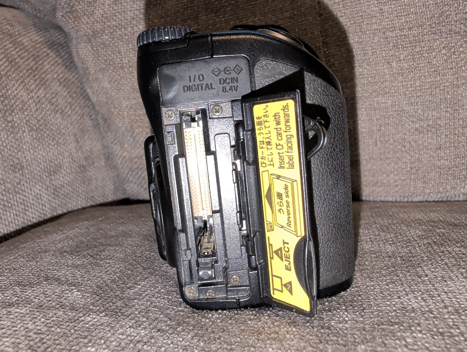 Nikon Appareil photo: Nikon Coolpix 5000 caméra digitale pas testé – D'occasion à Collombey par dan_kf9j 7