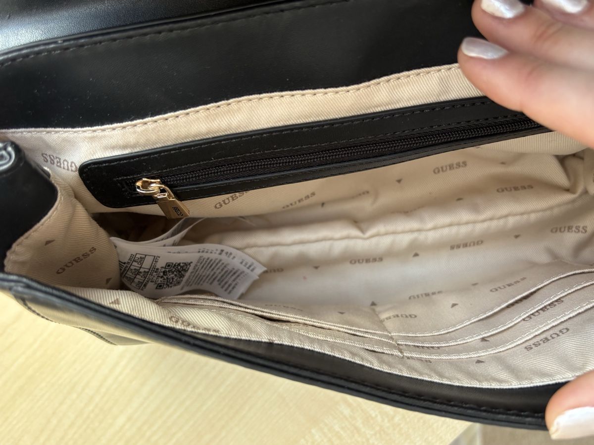 Guess Sacs femmes: Guess Tasche – Neuf (Voir description) à Möhlin par NatalieZG 3