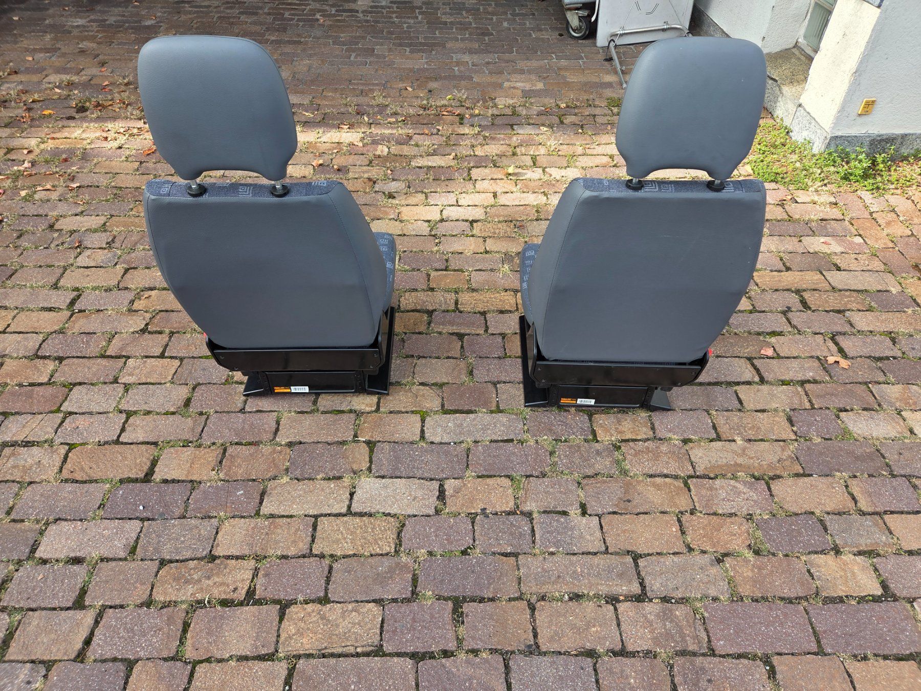 Mercedes-Benz Tutti i ricambio: Mercedes Sprinter Sitze – Usato da Steckborn venduto da Dieter_Scherrer 2