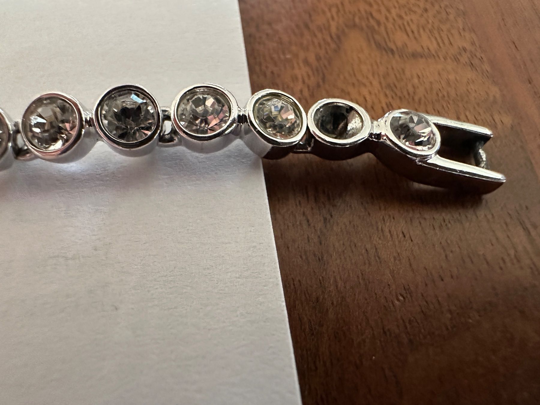 Swarovski Bracciali & Braccialetti: Glitzerndes Armband mit Steinen - elegant! – Usato da Dübendorf venduto da Ja032 3