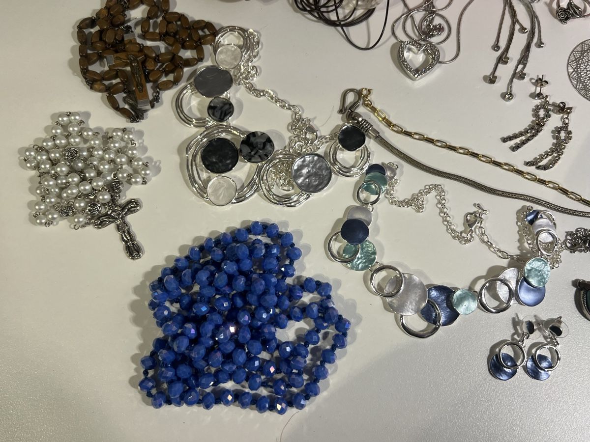Sonstiger Schmuck: Lot de bijoux – Gebraucht aus St-Pierre-Clages von ste_xk6p 3