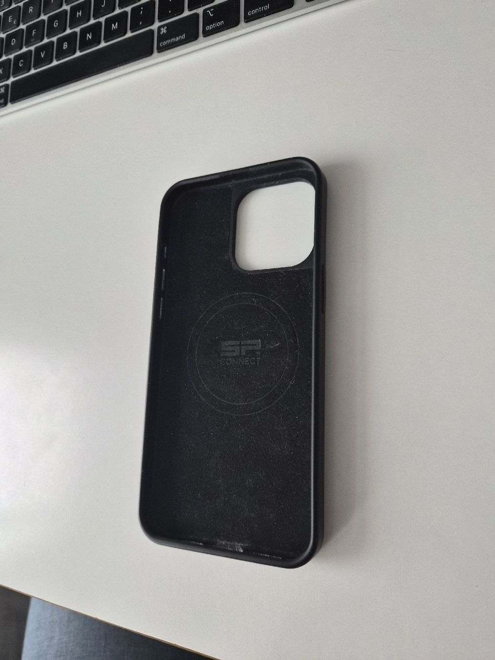 SP Connect Coques & Protection écran: SP Connect iPhone 15 Pro Max Case Hülle – D'occasion à Nebikon par ber_6tqh 2