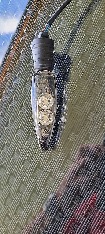 Tutti pezzi di ricambio auto: BMW Blinker diverse Modelle – Usato da Steffisburg venduto da rtresch01