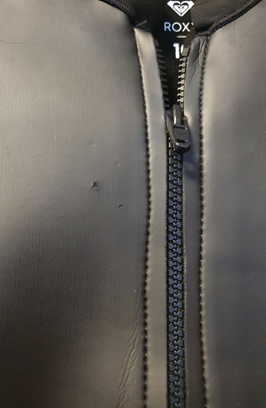 Costumi da bagno & Bikini: ROXY Neprene Badekleid, Langarm, Glatthaut Grösse 10 – Usato da Muri AG venduto da Edlerweiss 2