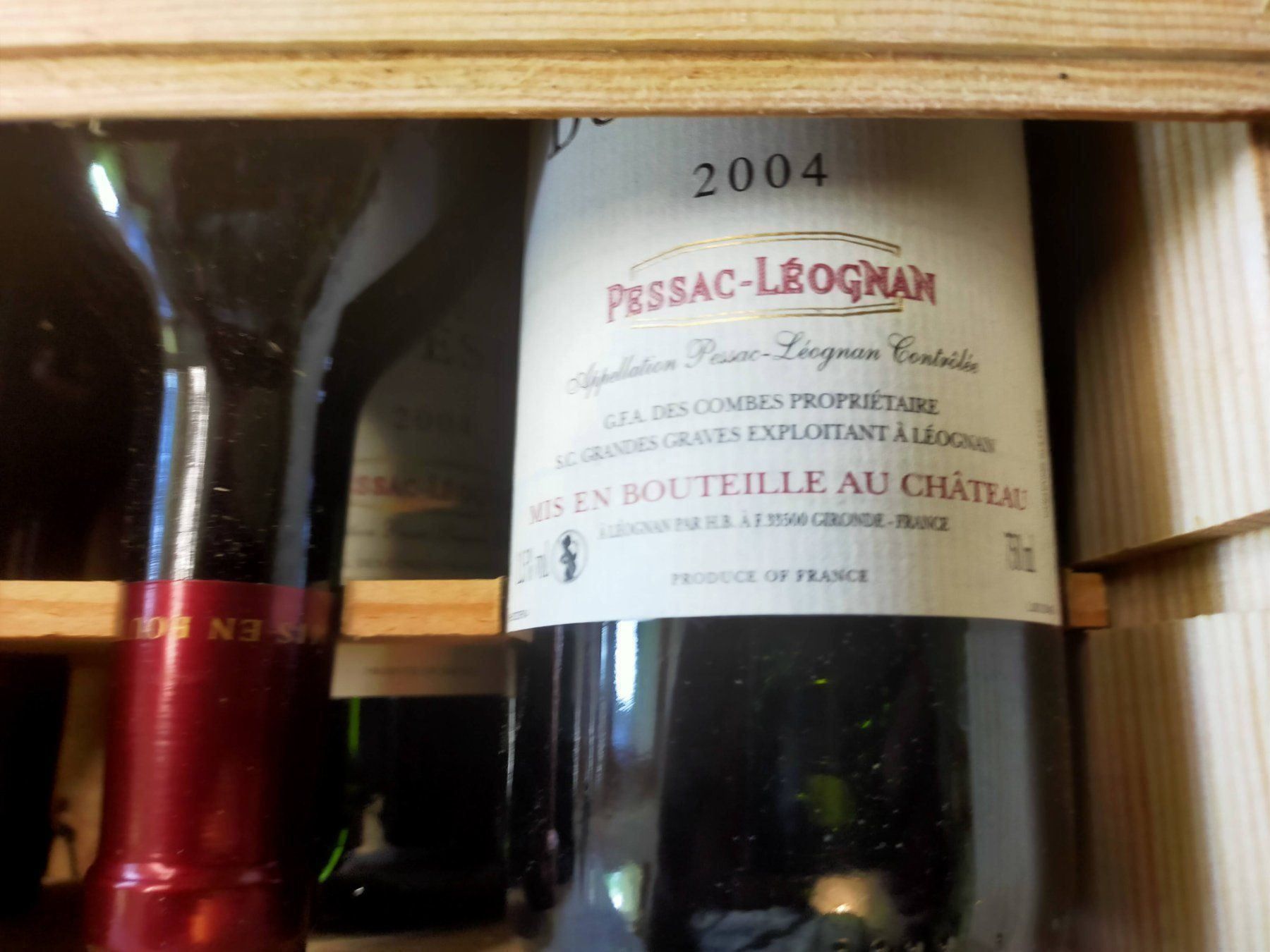 Vino: CHATEAUX DU DESERT 2004 – Nuovo e nell'imballaggio originale da Ennetmoos venduto da brunhildenb 3