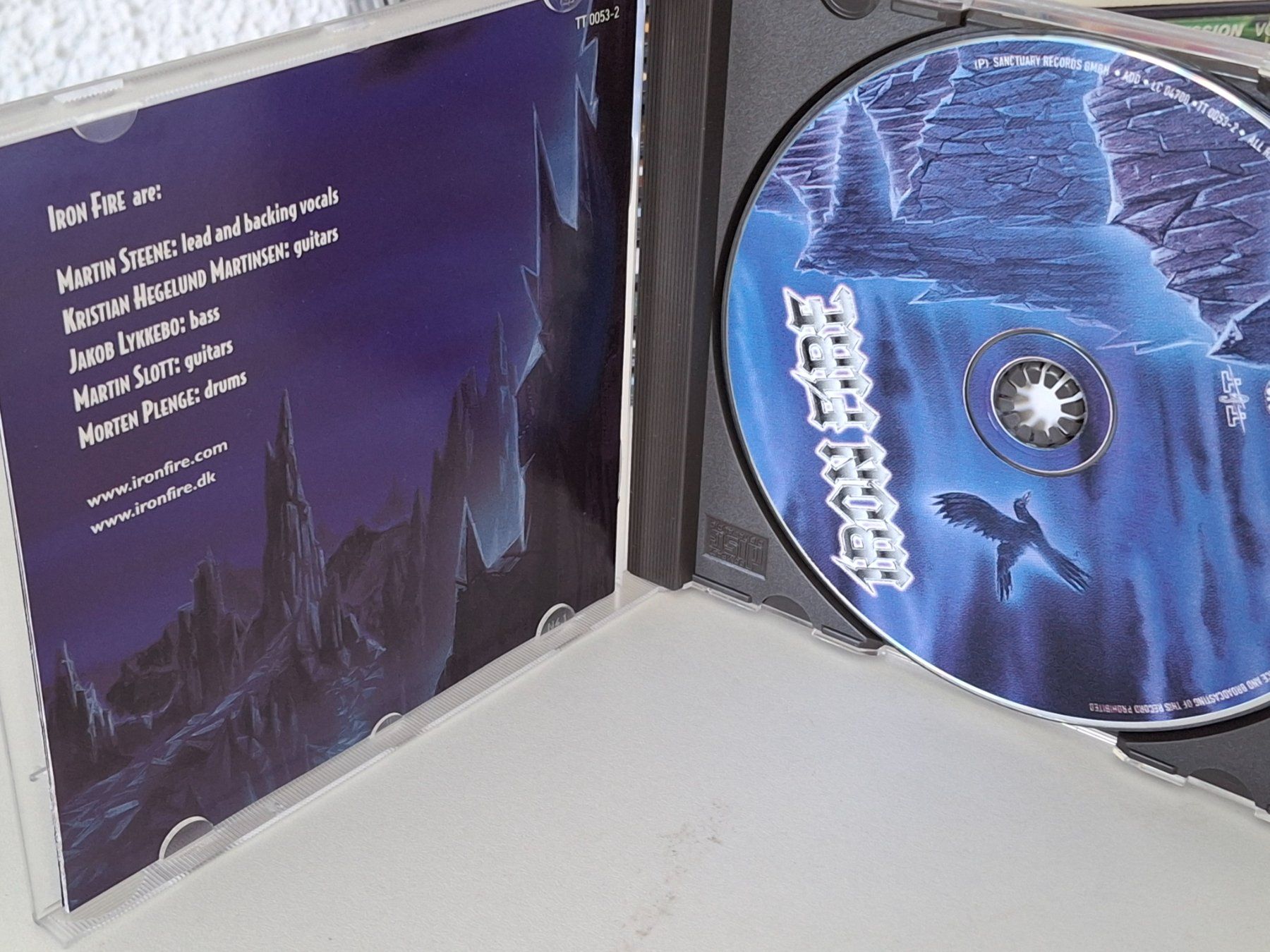 CD: CD Iron Fire - On The Edge Seltene Metal CD – Usato da Aarberg venduto da Jackup1 2