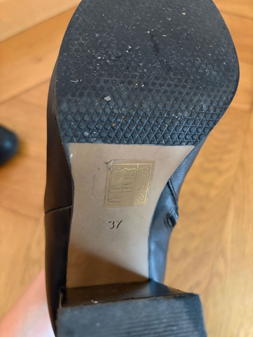 Damenschuhe: Leather Black Ankle Boots with Comfortable Heel - size 37 – Gebraucht aus Zürich von KeyboardStep 3