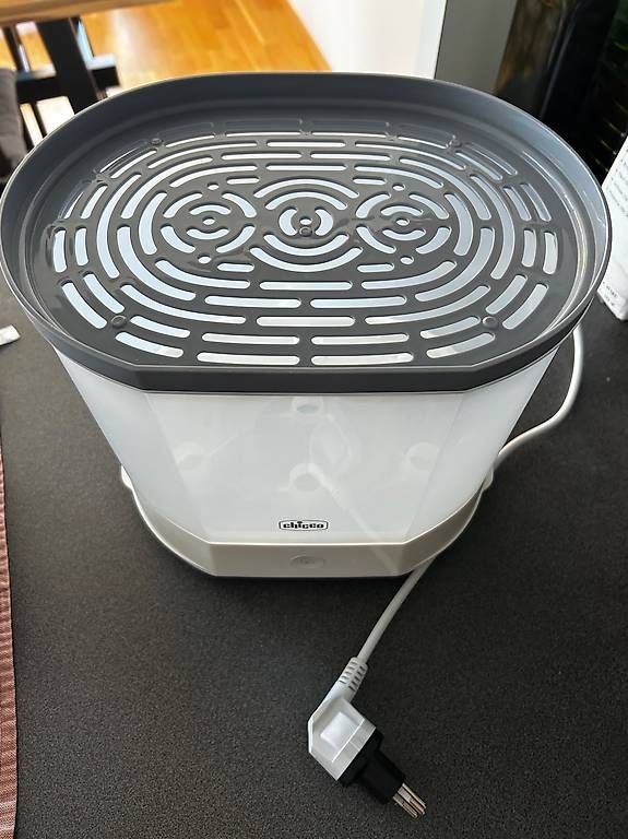 Pasti del neonato: Chicco Dampfsterilisator – Usato da Solothurn venduto da nic_p5qz 1