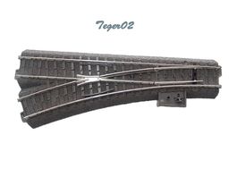 24611 Märklin C-Gleis Weiche li.		