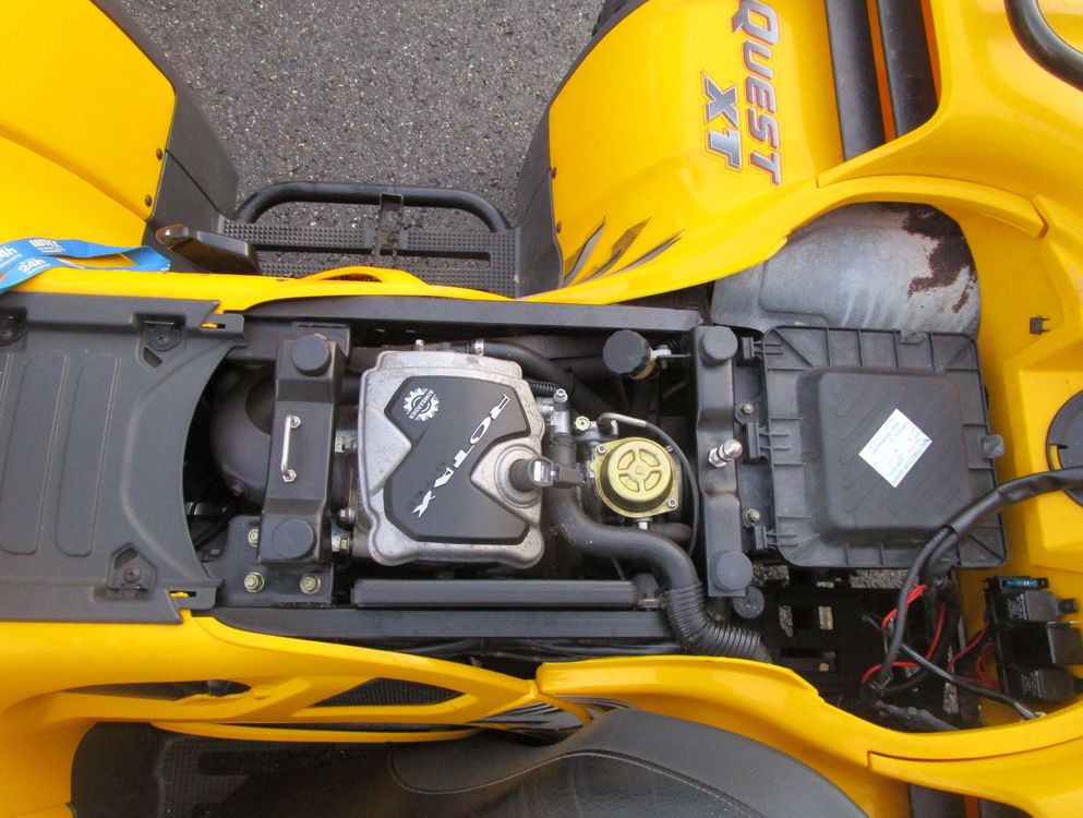 Bombardier Quest XT 650 mit Doppelrad und Schneepflug Kaufen auf Ricardo