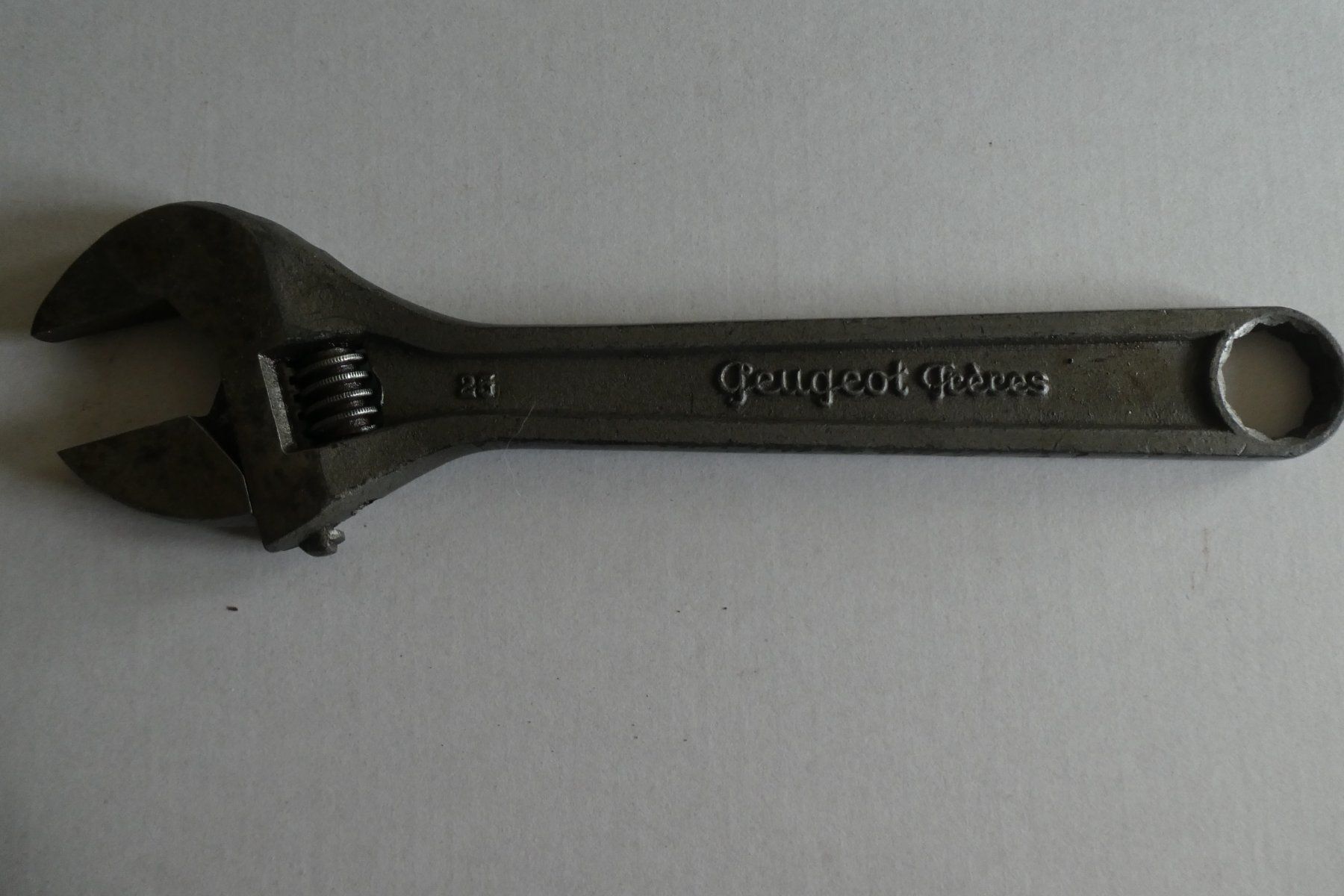 Peugeot Alle Werkzeuge: outil clé Peugeot Frères – Gebraucht aus Fontaines NE von monloisir 1