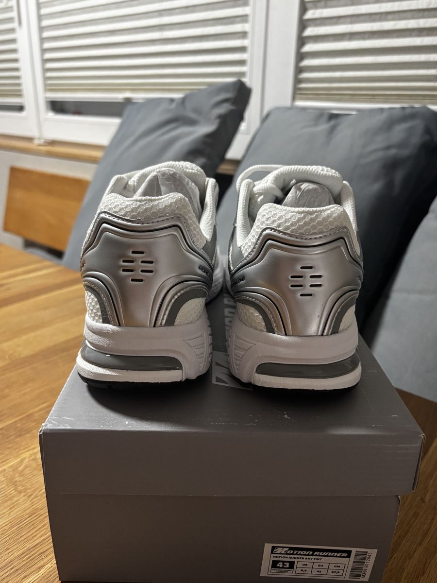 Scarpe da uomo: MOTION RUNNER PURE SILVER MoreMoneyMoreLove – Nuovo e nell'imballaggio originale da Glis venduto da fin_nhf6 3