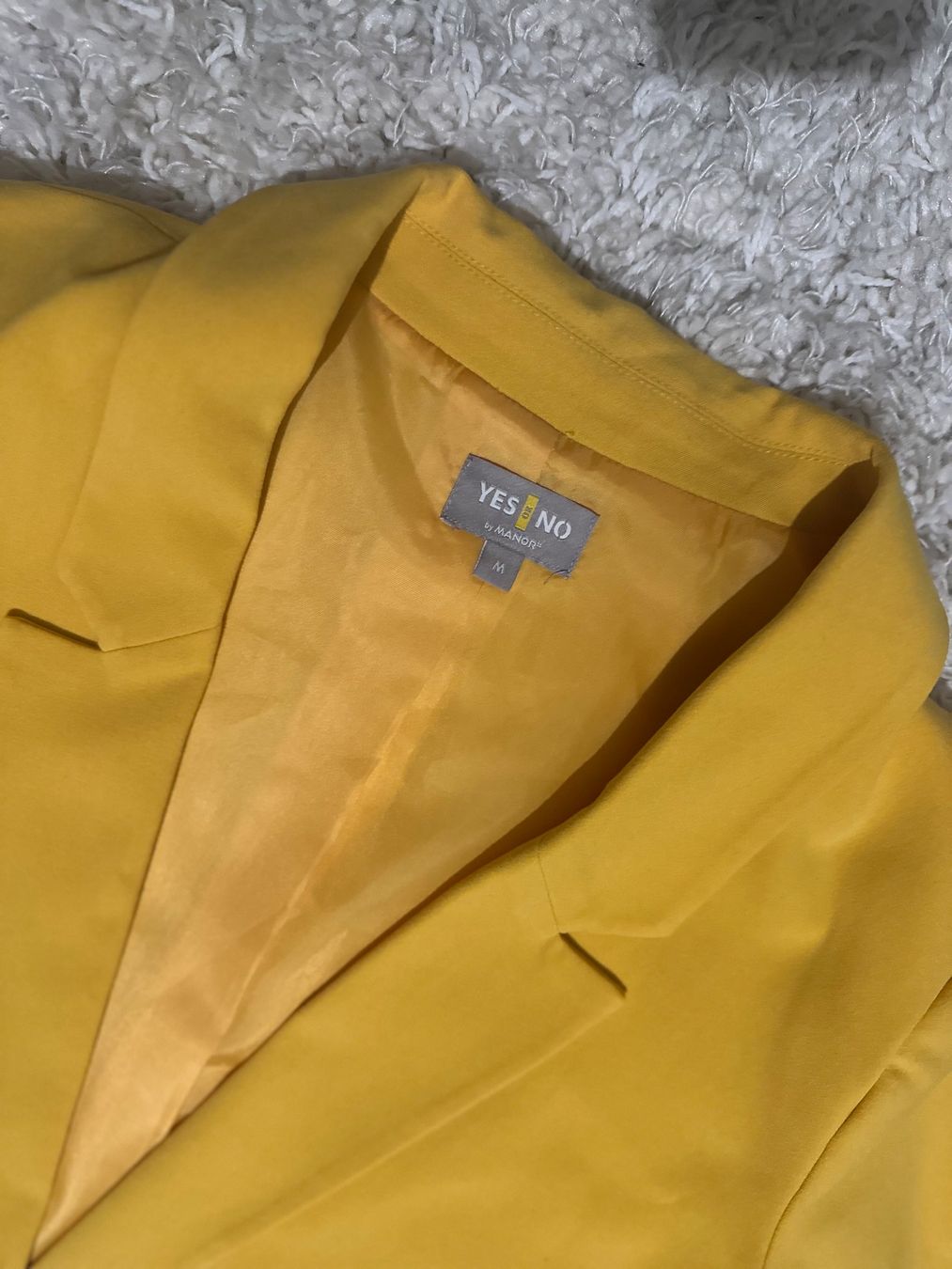 Giacche: Gorgeous yellow blazer for spring, size M, great condition! – Nuovo (secondo la descrizione) da Genève venduto da alyonavinogradova 1