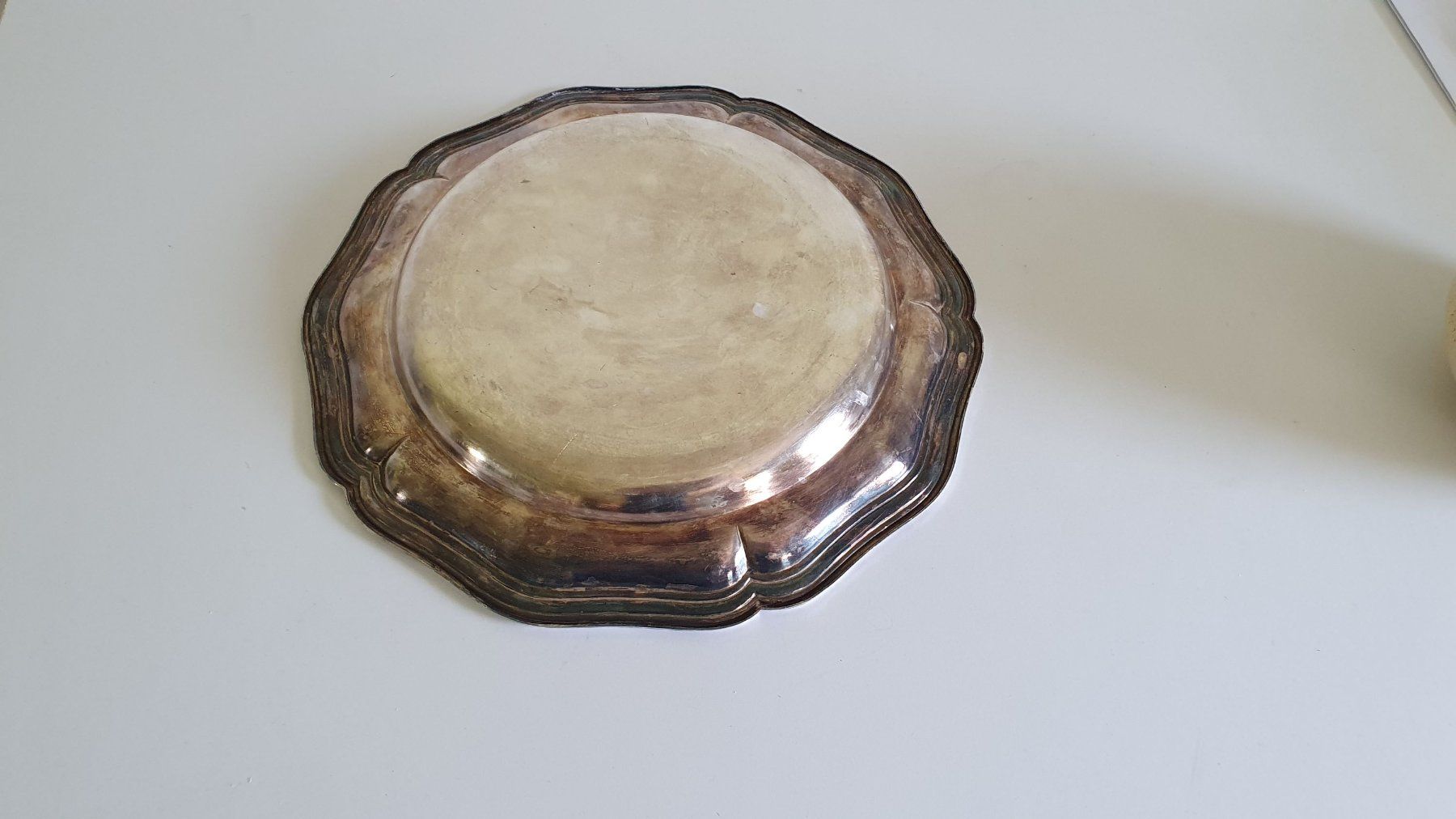 Piatti di portata: Dekorations Teller mit gewelltem Rand, Durchmesser 25cm – Usato da Giswil venduto da online-Brockenhaus 4