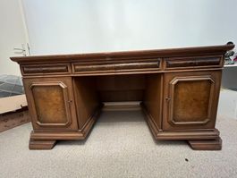 Vintage Schreibtisch Holz mit Schubladen - GRATIS