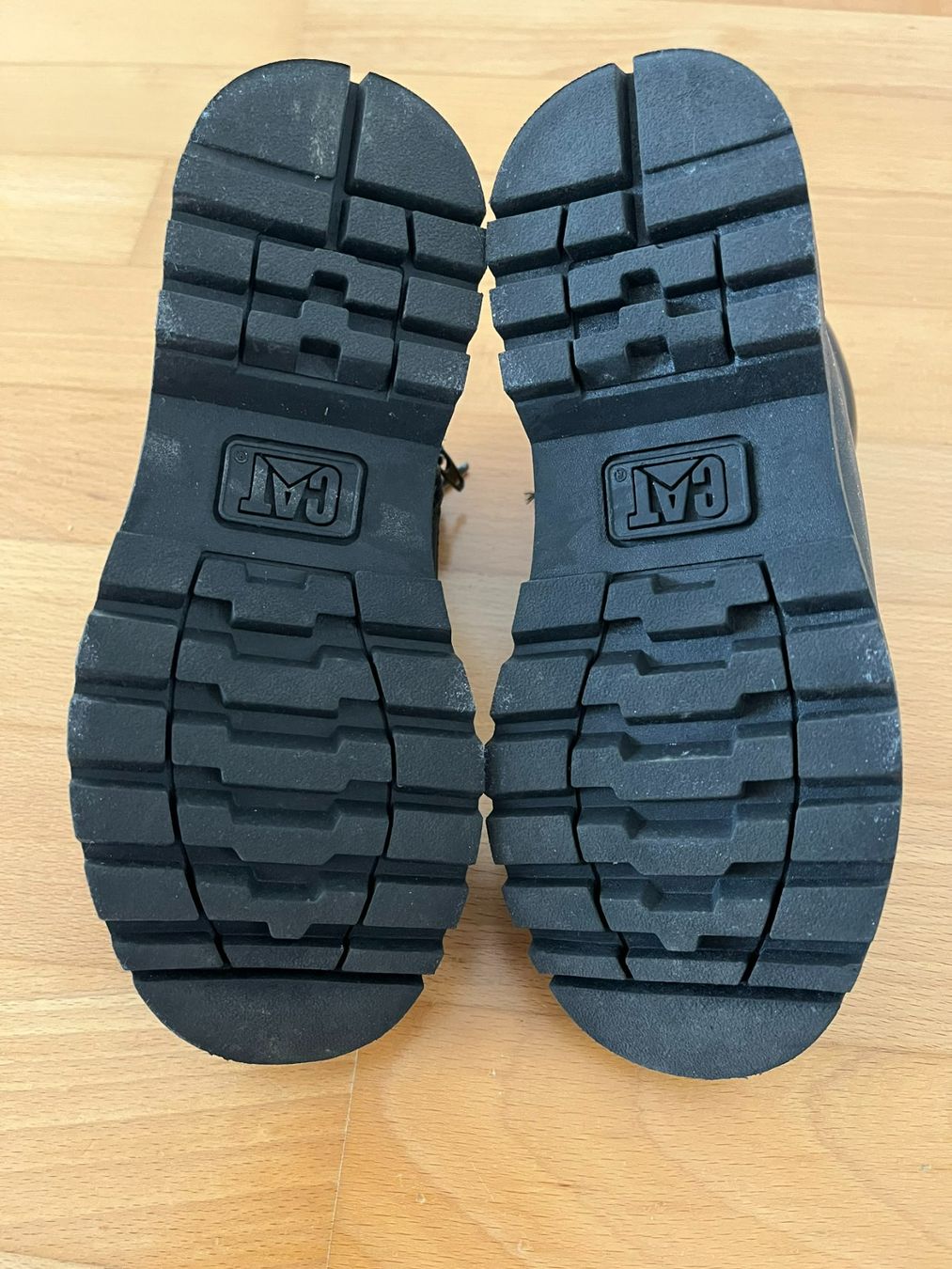Caterpillar Scarpe per ragazzi: Caterpillar Boots Gr. 33 – Usato da Muttenz venduto da Juvenile33 5