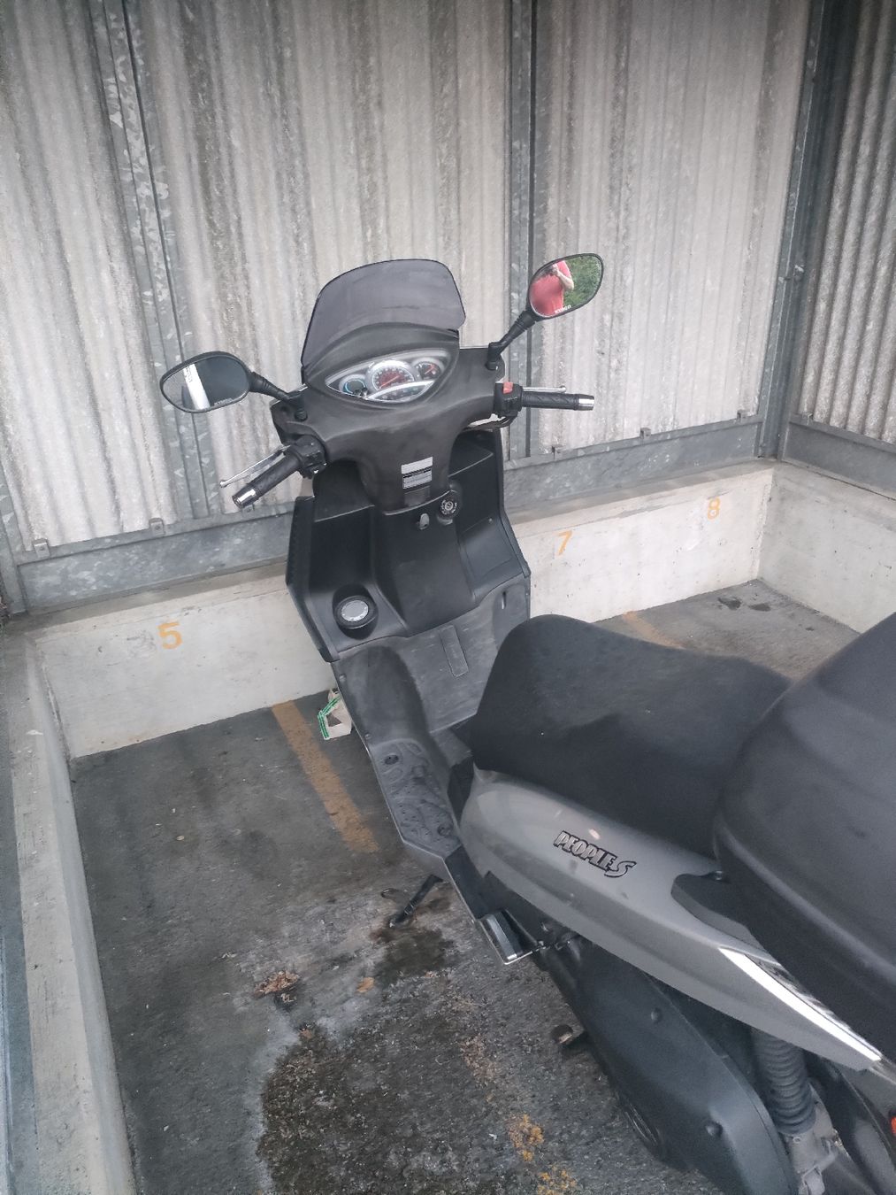 Kymco Scooters: Kymco People S 300 i - Roller – Defekt aus Zürich von emagenr