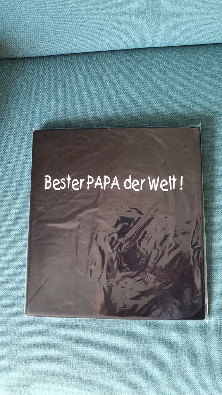 T-shirt: Herren T-Shirt "Bester Papa der Welt" – Nuovo e nell'imballaggio originale da Menziken venduto da Feuerstein5737