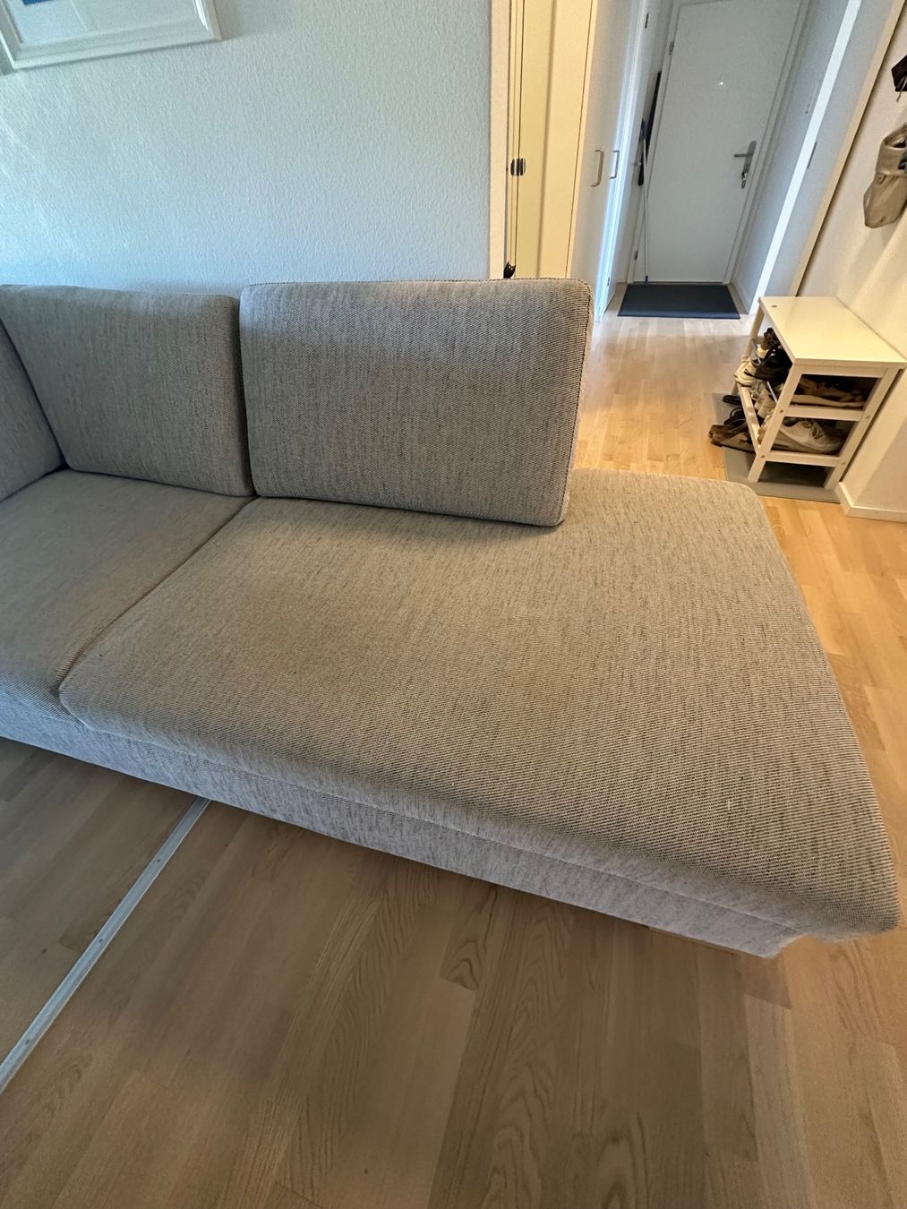 Ikea Sofas: Ecksofa IKEA SÖRVALLEN beige Stoff 230cm – Gebraucht aus Volketswil von Lennyneel 2