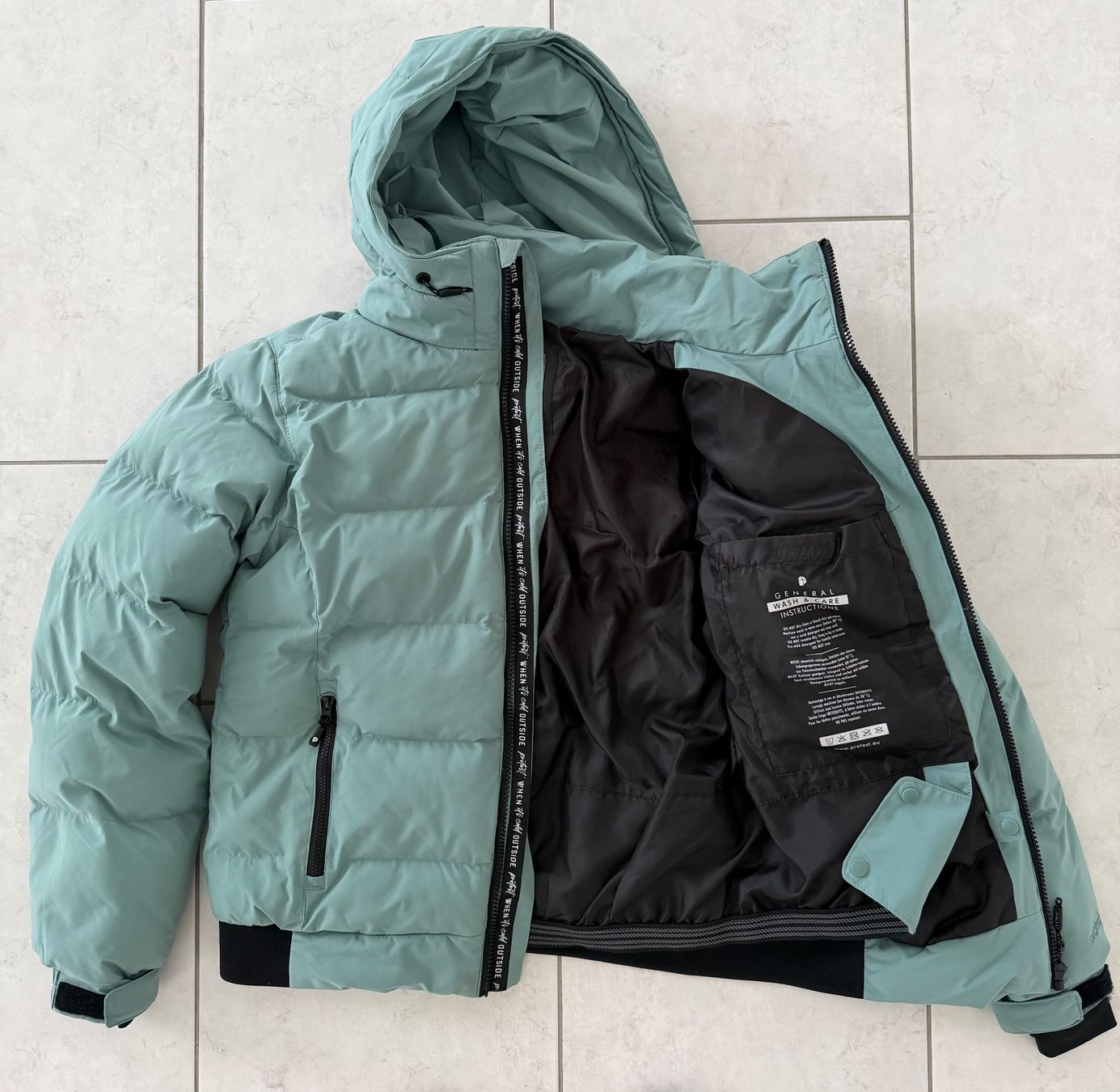 Protest Vestes & Manteaux: Protest Winterjacke – D'occasion à Studen BE par Ironbonehead 4