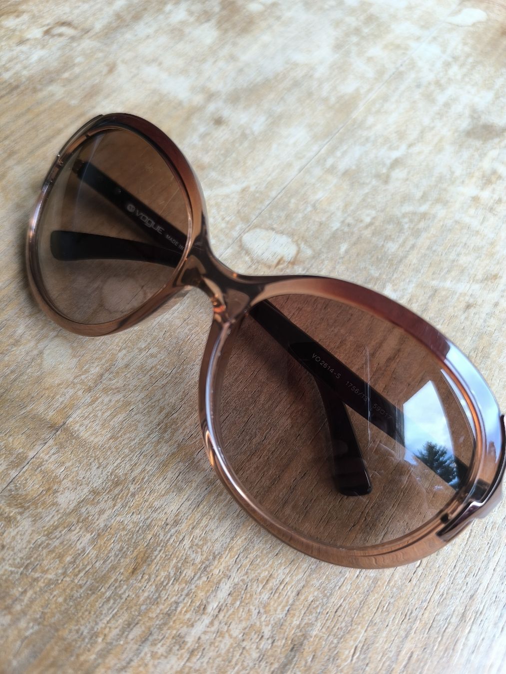 Vogue Occhiali & Lenti: VOGUE Sonnenbrille – Usato da Bern venduto da Gische