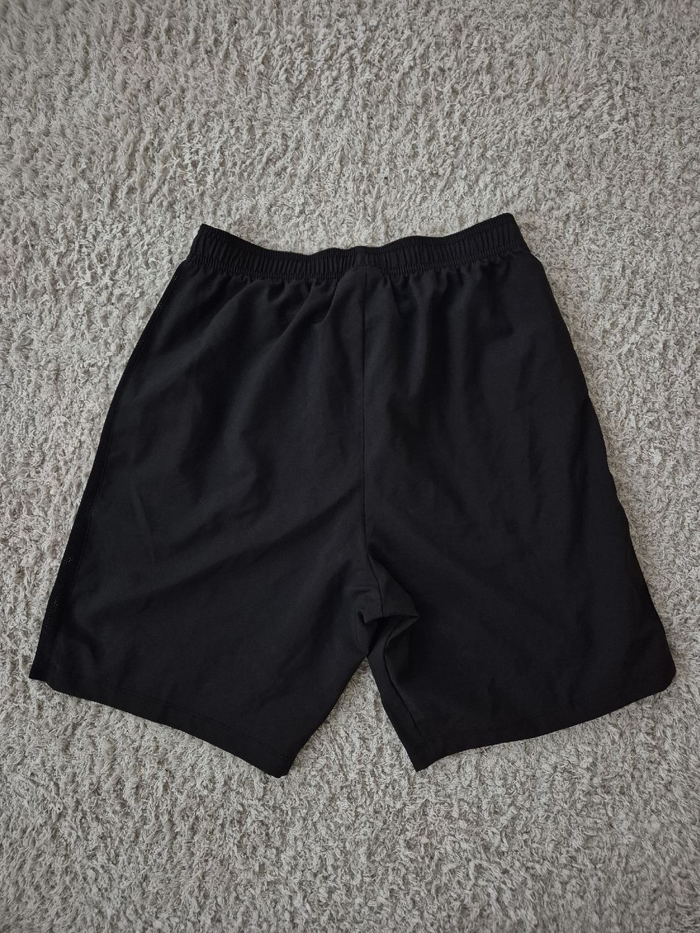 Nike Pantaloni: Sport Shorts – Usato da Steinhausen venduto da des_zv87 1