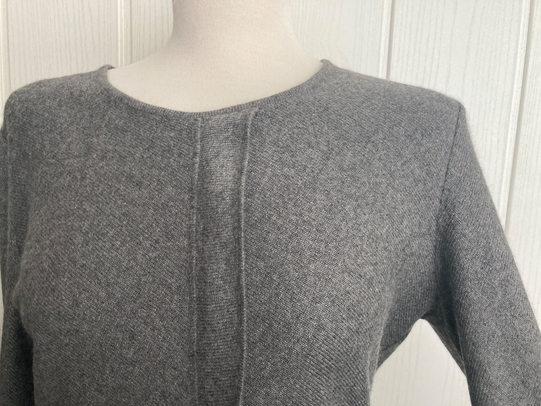 Maglioni & Felpe: Exclusiver Pullover, 50% Kaschmir & 50% Seide, Grösse 38/40 – Usato da Stetten AG venduto da Hanya 1