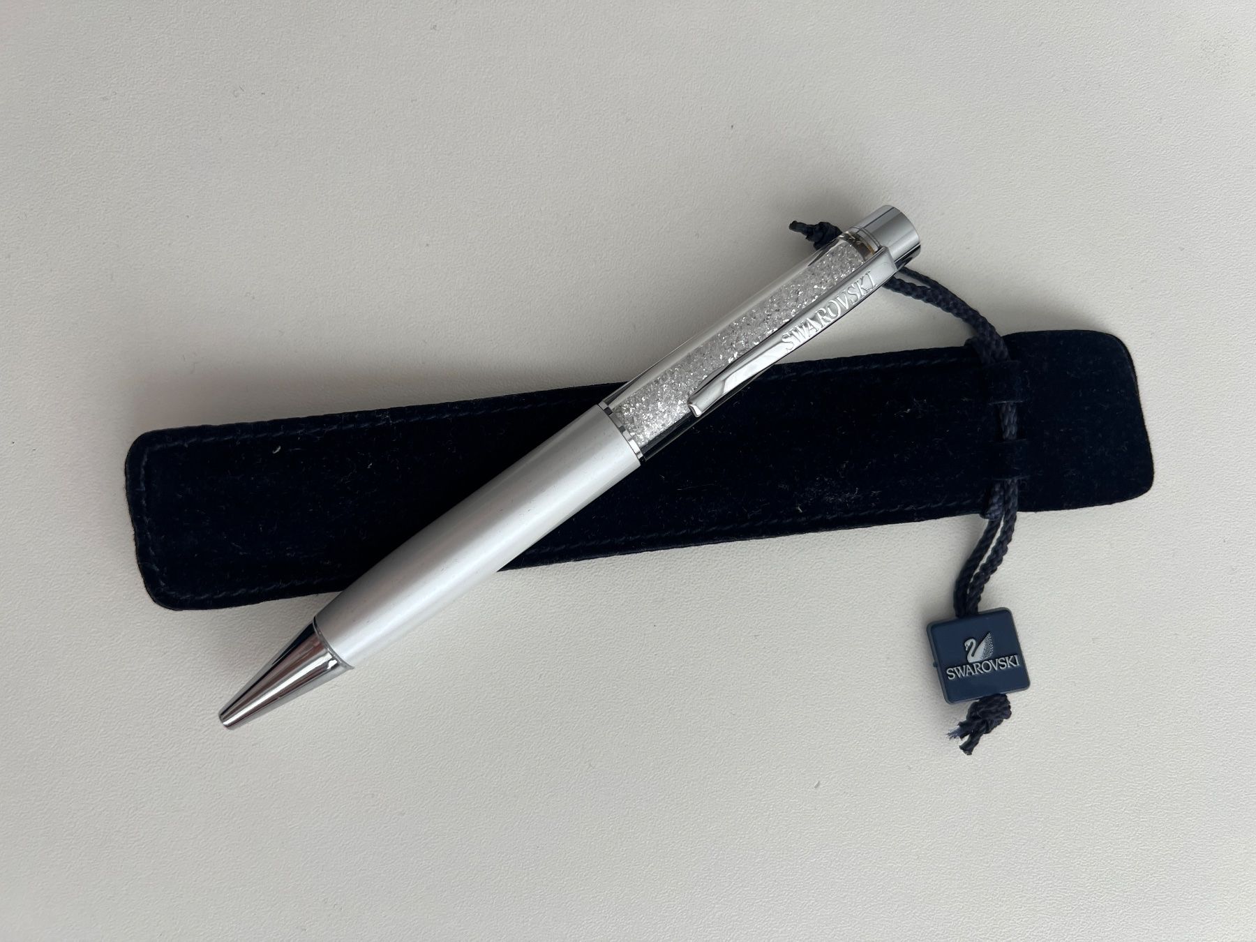 Swarovski Stifte & Marker: Swarovski Kugelschreiber mit Etui – Gebraucht aus Hünenberg See von manulina88