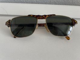 Sonnenbrille