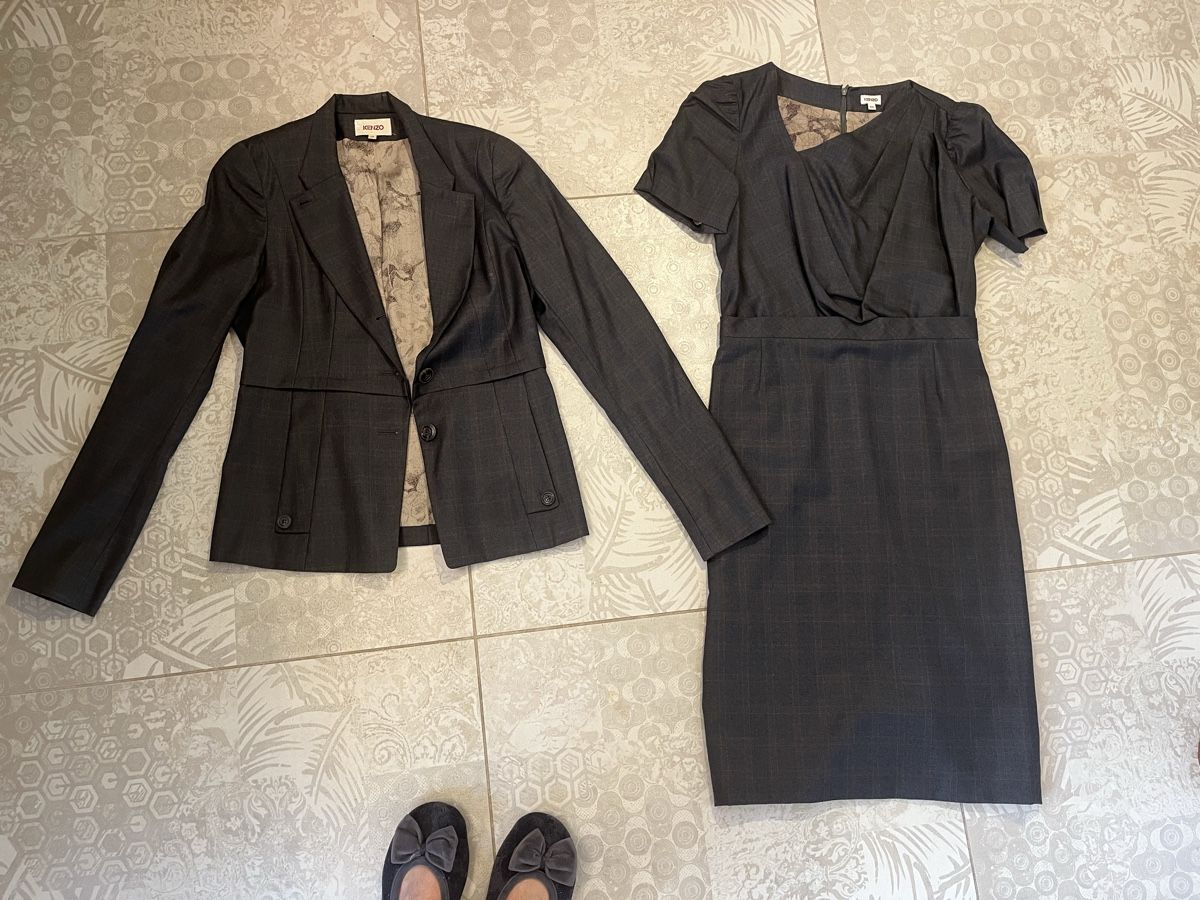 Kenzo Completi & Tailleur: Tailleur robe Kenzo en 38 – Usato da Zürich venduto da Alex.Zurich