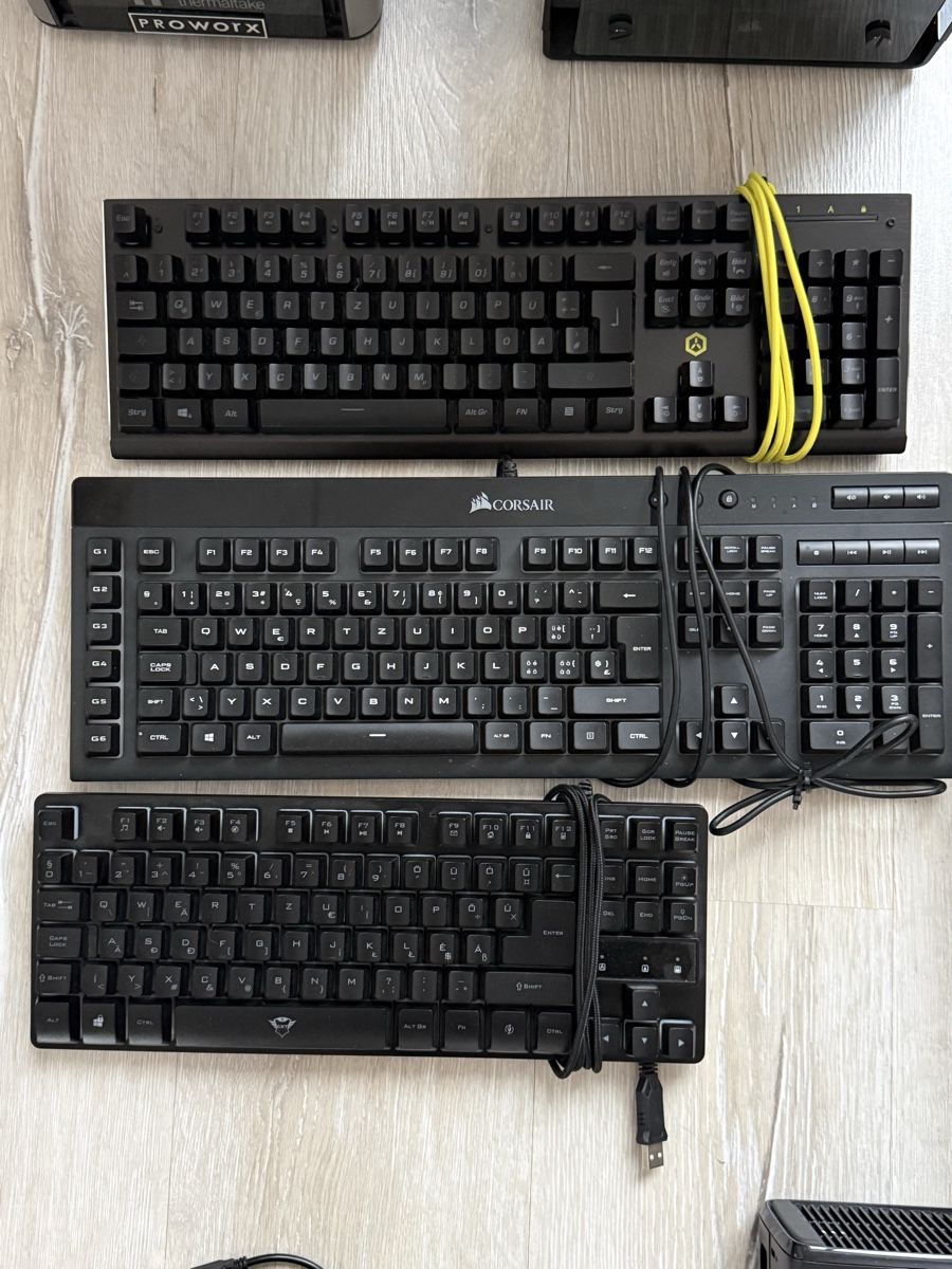 Corsair Tastiere: Gaming Tastaturen – Usato da Rickenbach ZH venduto da Pyro_Iced
