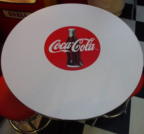 Werbeartikel: Coca Cola Tisch mit Barhocker – Neu (gemäss Beschreibung) aus Schalunen von schwabspielautomaten 3