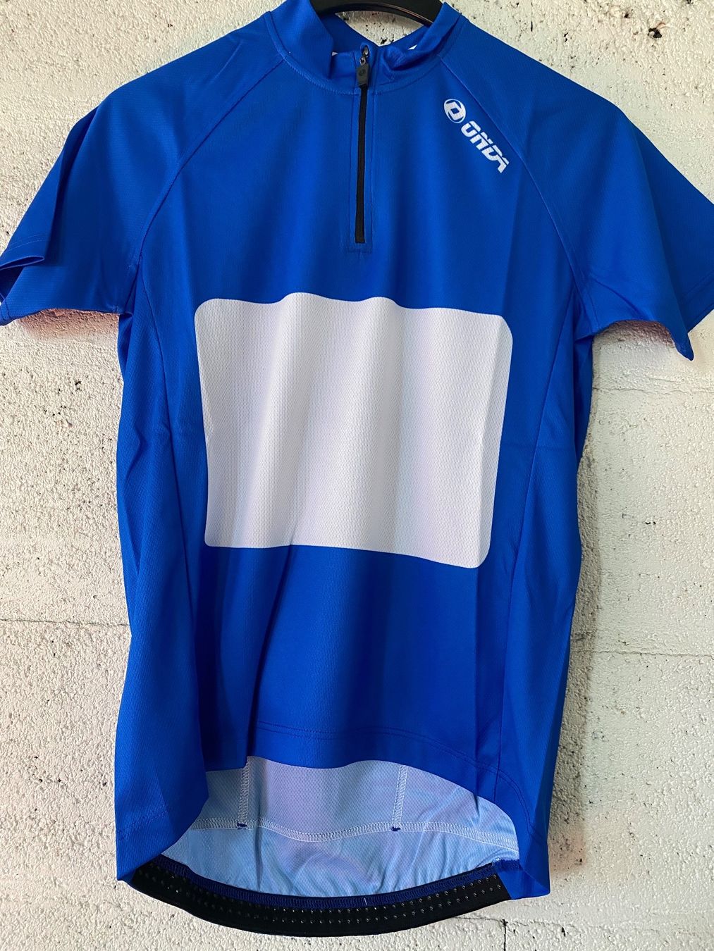 T-shirt: Haut vélo Hommes Onda Taille M – Nuovo e nell'imballaggio originale da Orbe venduto da D-stockFactory-Orbe