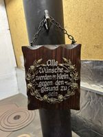 Holzschild mit Kette, „Alle Wünsche werden klein“