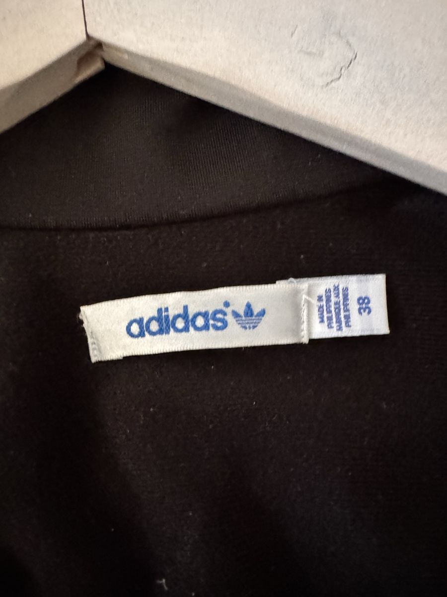 Adidas Jacken: Adidas Jacke 36 – Gebraucht aus Basel von YanaR10 1