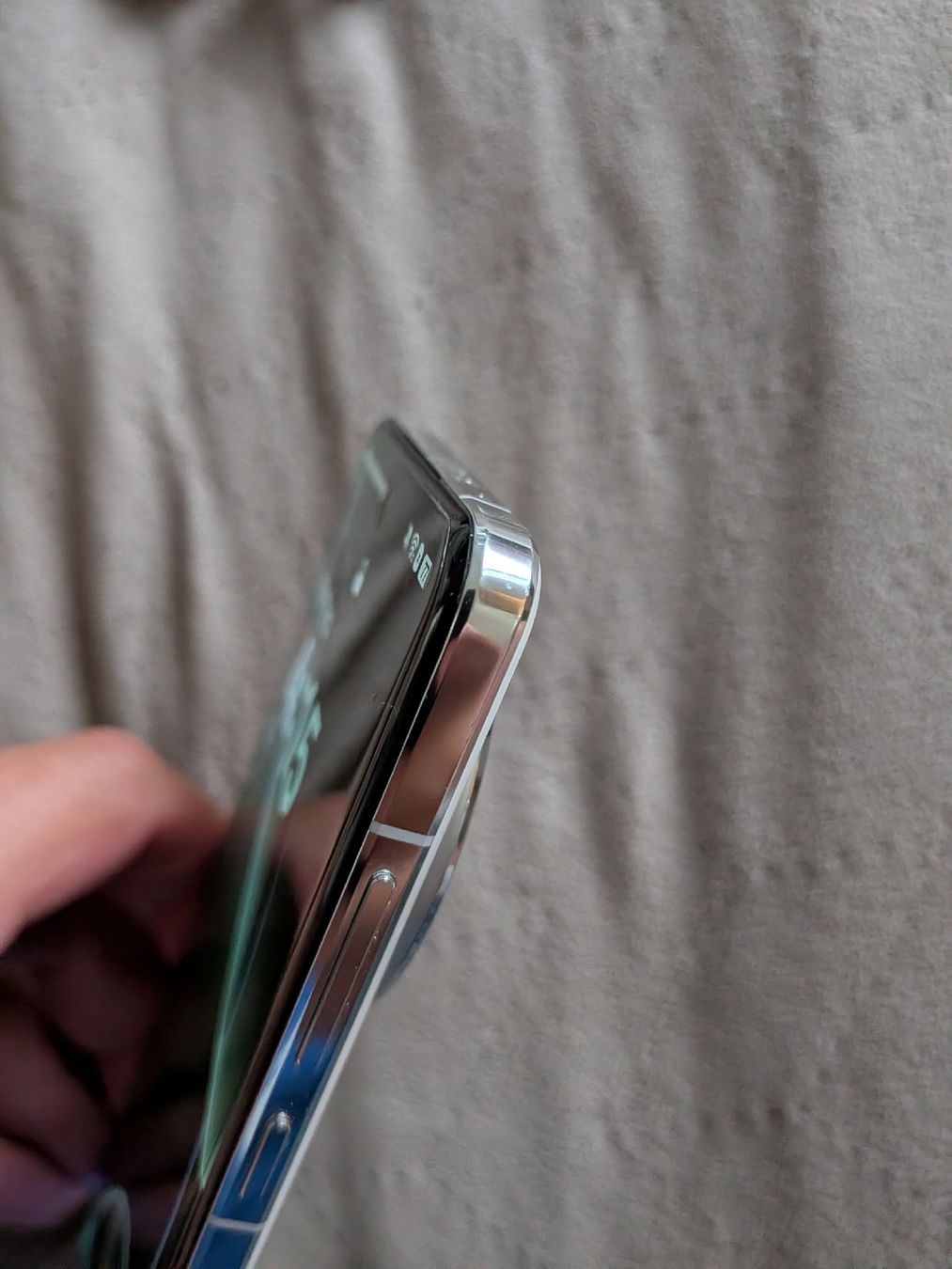Téléphones: Oneplus 13 (derrier casse) – Défectueux à Delémont par man_gpn6 2