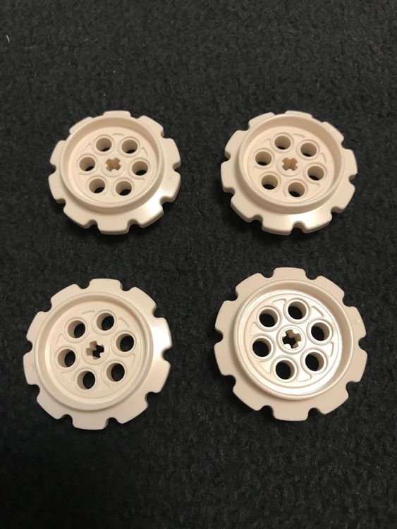 Lego 4x Technik Felgen für Kette ( gros 57519) (Gebraucht) in Basel für ...