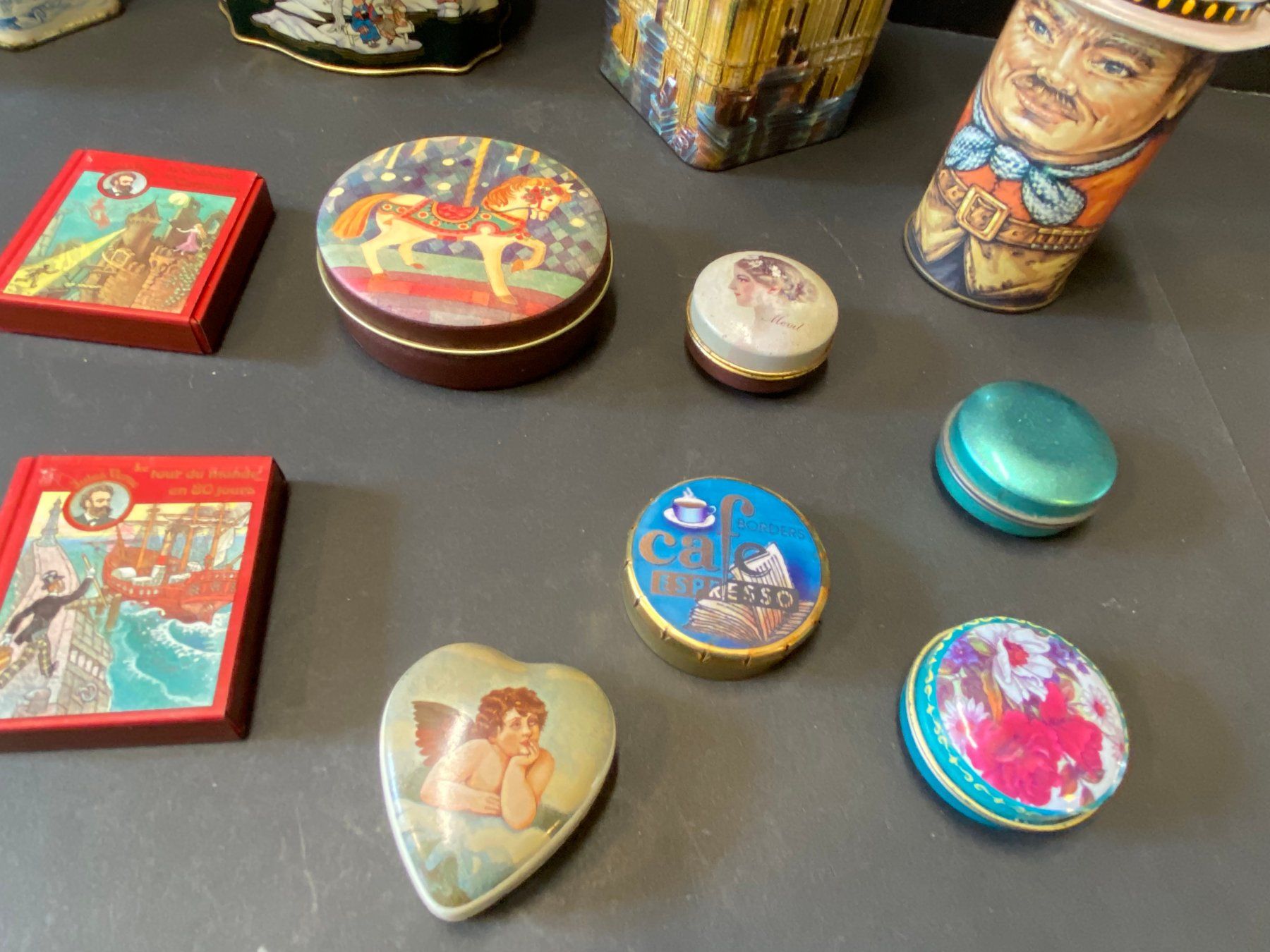 Altre Stoviglie: 15 Diverse Vintage Blechdose – Usato da Schaffhausen venduto da Magnet 6