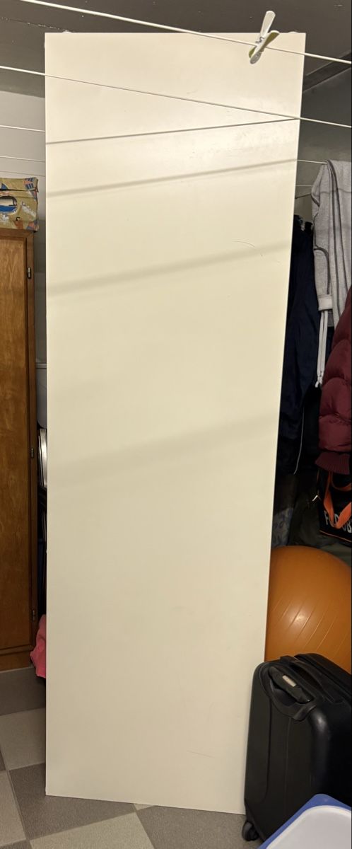Ikea Bureaux: Ikea Tischplatte mit Beinen – D'occasion à Embrach par ale_v5qn 1